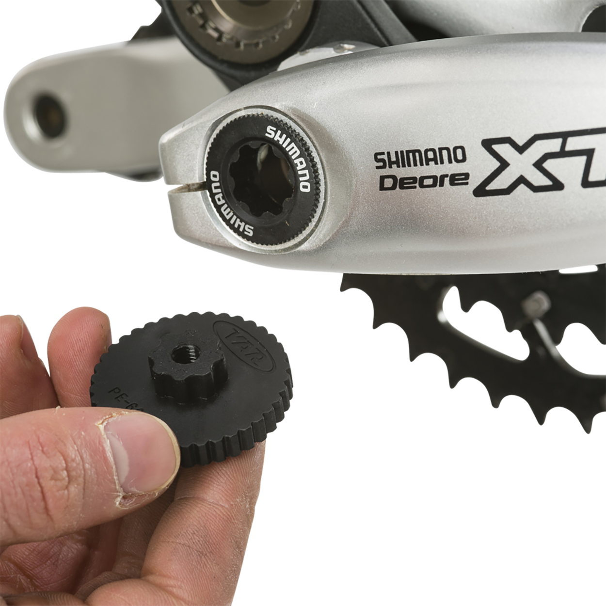 Nylon roller for Shimano Hollowtech II crank arm adjustement cap