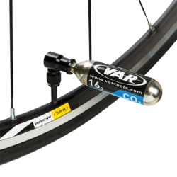 Adaptateur pour cartouches CO2