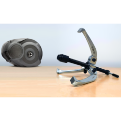 Extracteur à griffes pour carter de moteur Bosch