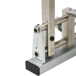 Professional wheel truing stand