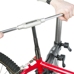 VAR | Adjustable hand reamer with HSS blades - Ø 29.5 to 33.5mm