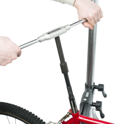 VAR | Adjustable hand reamer + extension for seat tube - from 26 to 29.5mm