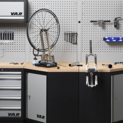 Panneau porte-outils 61 cm- gris