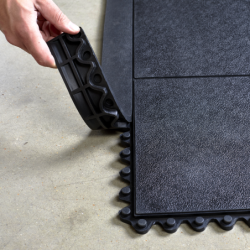 Anti-fatigue floor mat 915x915x16mm - black